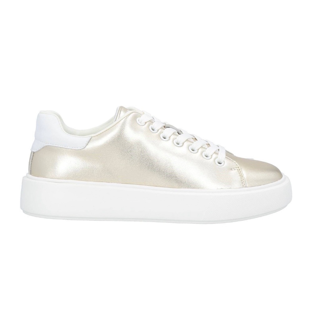 Sneakers soft leather